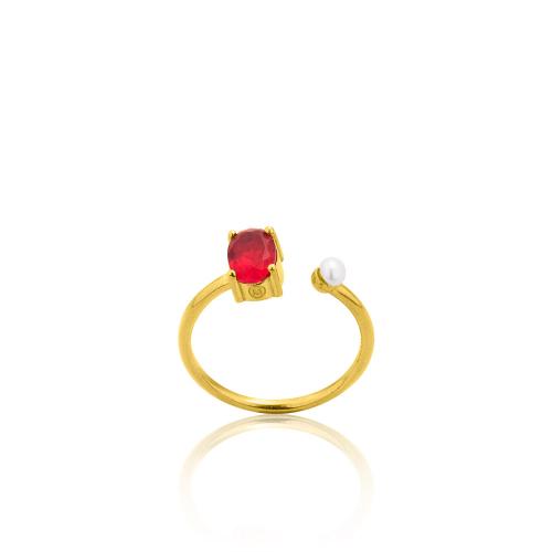24Κ Yellow gold plated sterling silver ring, red solitaire and pearl.