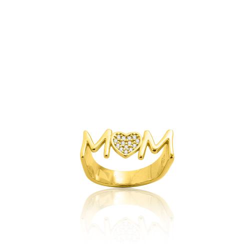 24Κ Yellow gold plated sterling silver ring, "MOM" and white cubic zirconia heart.