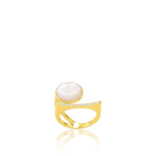 Δαχτυλίδι ασήμι 925, κίτρινο επιχρύσωμα 24Κ, λευκή ημιπ. πέτρα και λευκά ζιργκόν.